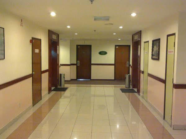 Hotel Caliber Куала-Лумпур Екстер'єр фото